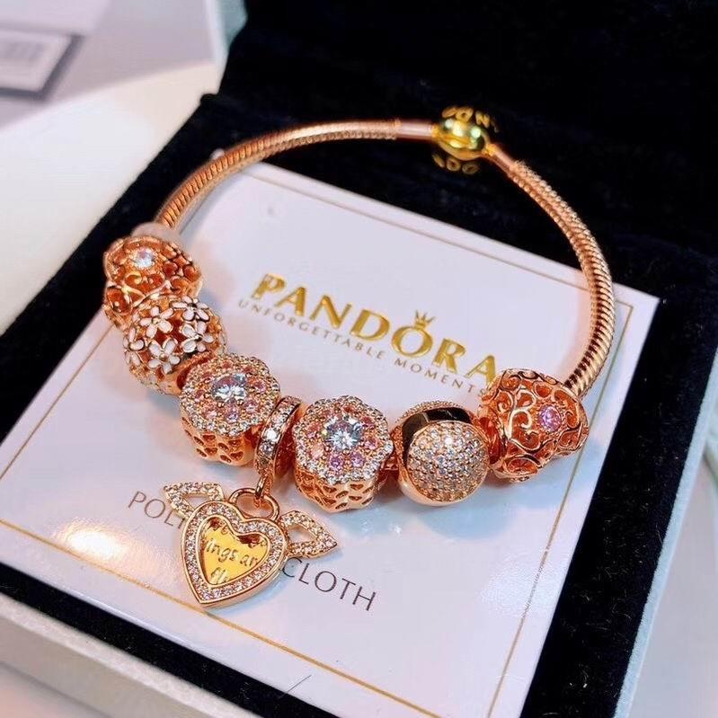 Pandora Bracelets 977